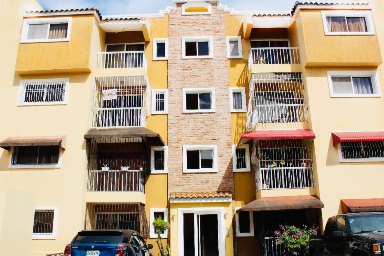 Apartamento Los Rieles Santiago De Los Caballeros Zewnętrze zdjęcie